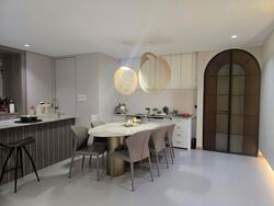 Sherwood Towers (D21), Apartment #560367041